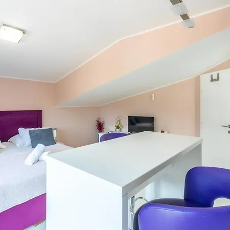 Apartment Ante 2