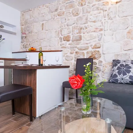 Apartment Ante 2 Hvar Town