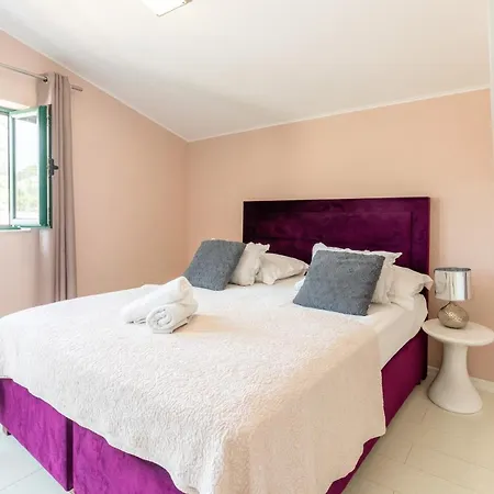 Ante 2 Apartment Hvar Town