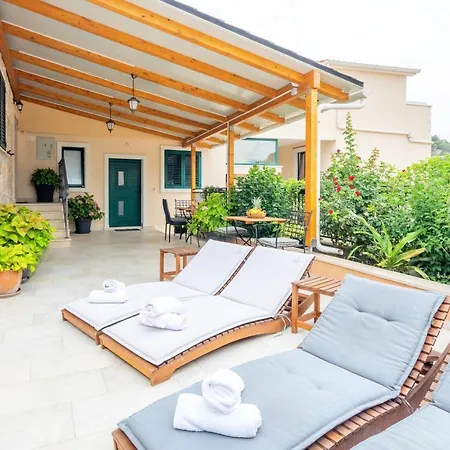 Ante 2 Apartment
