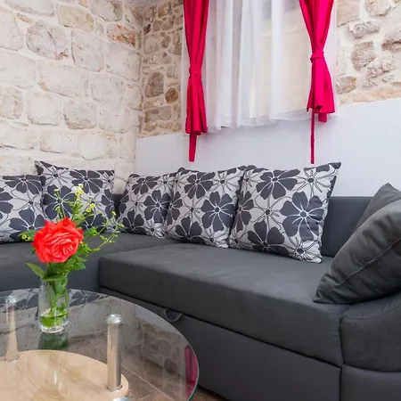 Ante 2 Apartment