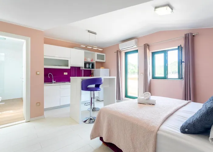 Ante 2 דירה חוואר