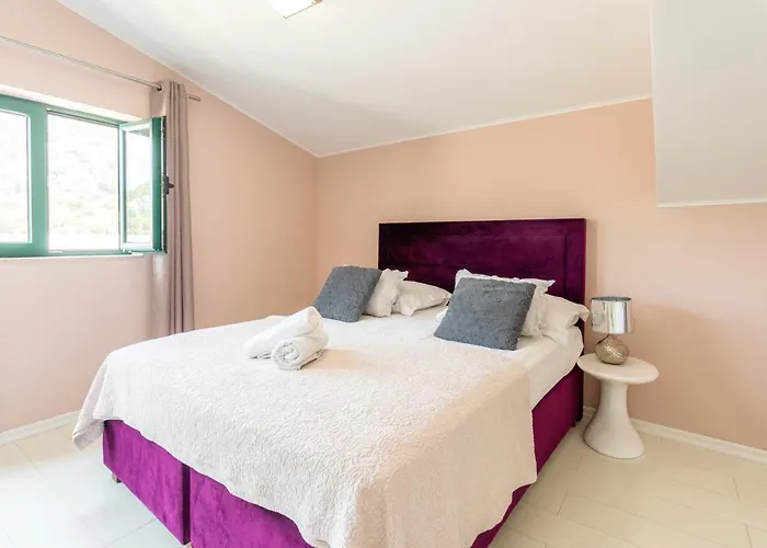 Ante 2 דירה חוואר