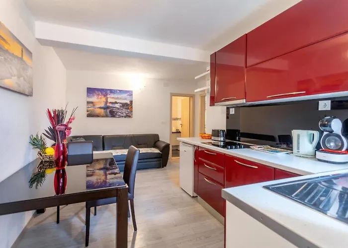 Ante 2 דירה חוואר